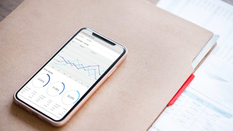 Annual vs Monthly Billing: What It Does to Your Runway and FI Date