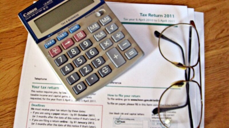 Location and State-Tax Arbitrage for Founders: Is Moving Really Worth $260K?